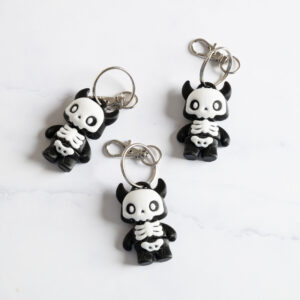 Flexi Skellie nøglering - Sort/hvid